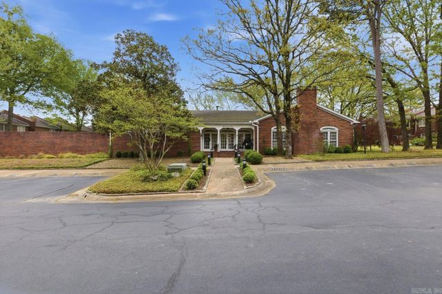 507 Cambridge Place Drive, Little Rock, AR 72227
