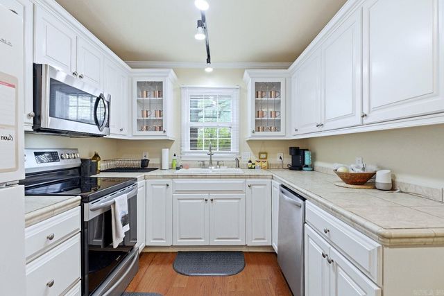 507 Cambridge Place Drive, Little Rock, AR 72227