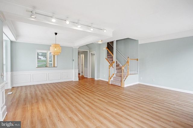 11823 LIMOUX PL, Woodbridge, VA 22192