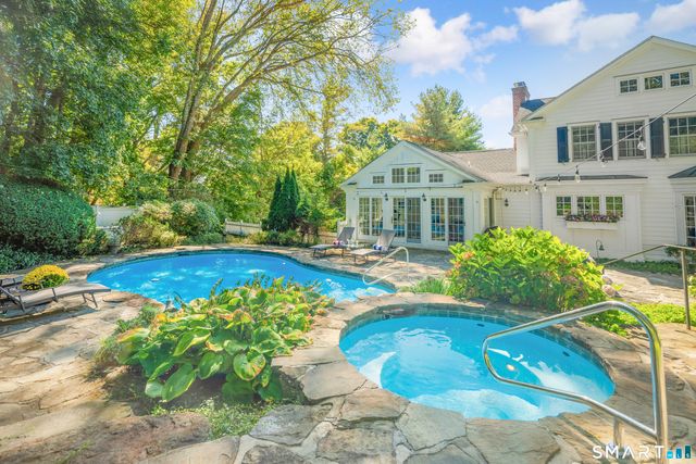 113 Brushy Ridge Road, New Canaan, CT 06840