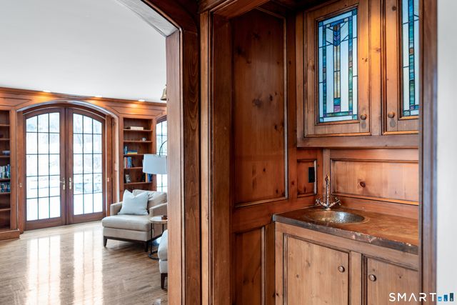 113 Brushy Ridge Road, New Canaan, CT 06840