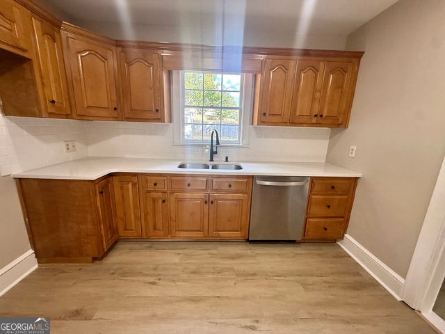 5 E Valley Road NE, Rome, GA 30161