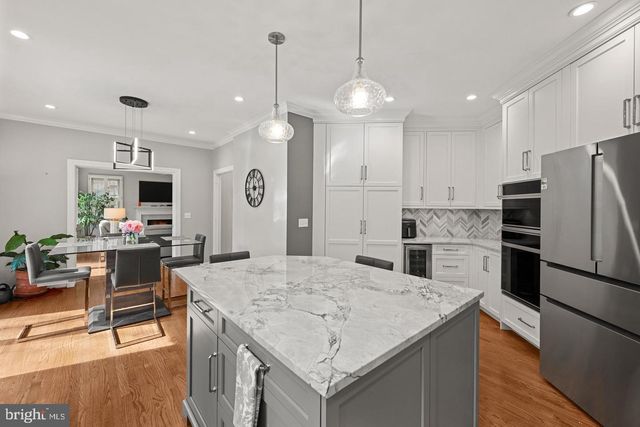 5120 WARREN PL NW, Washington, DC 20016