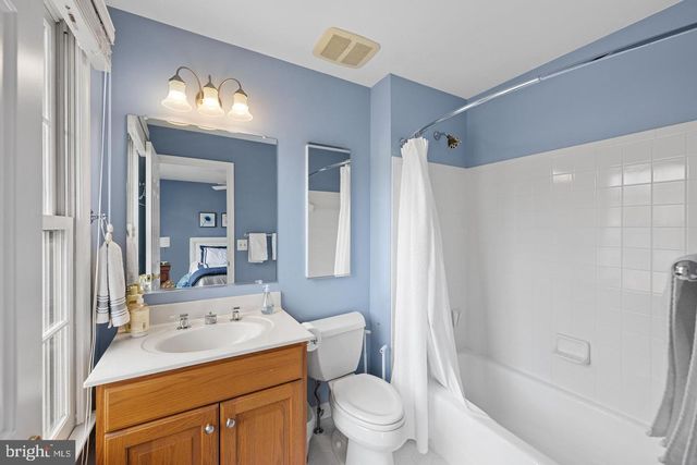 5120 WARREN PL NW, Washington, DC 20016