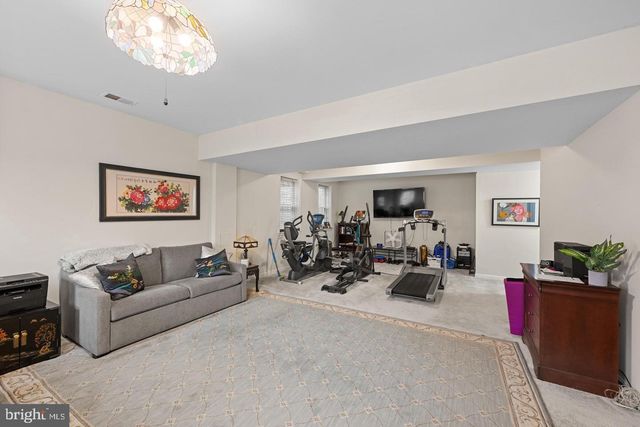 5120 WARREN PL NW, Washington, DC 20016