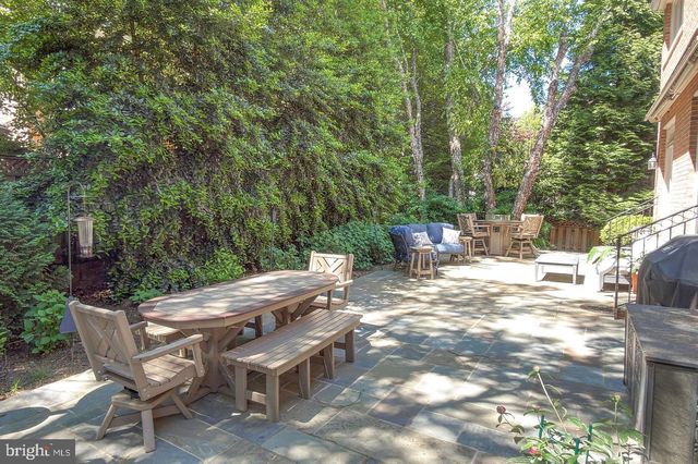5120 WARREN PL NW, Washington, DC 20016