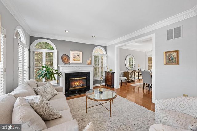 5120 WARREN PL NW, Washington, DC 20016