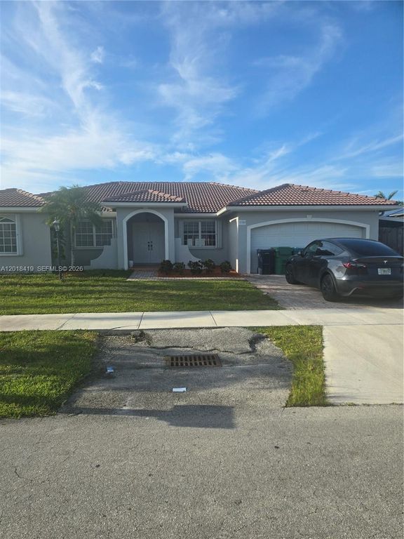15523 SW 171st St, Miami, FL 33187