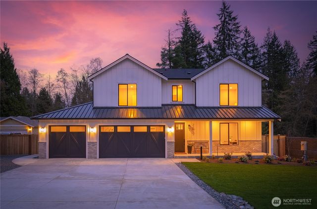 22917 102ND Avenue SE, Woodinville, WA 98077