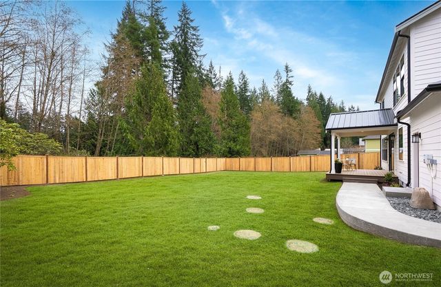 22917 102ND Avenue SE, Woodinville, WA 98077