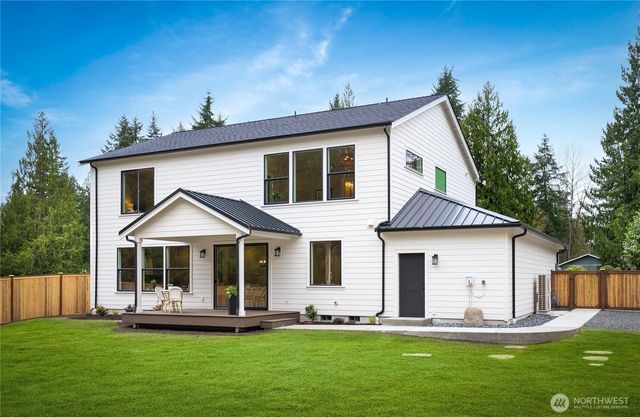 22917 102ND Avenue SE, Woodinville, WA 98077