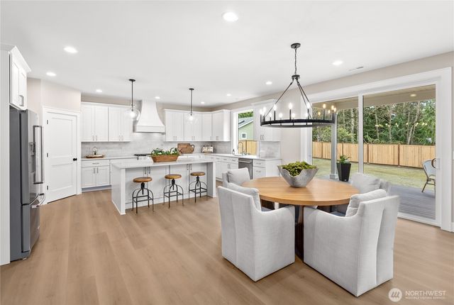 22917 102ND Avenue SE, Woodinville, WA 98077