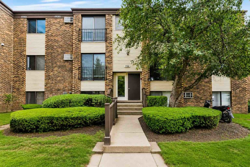 156 Dunteman Drive 301, Glendale Heights, IL 60139
