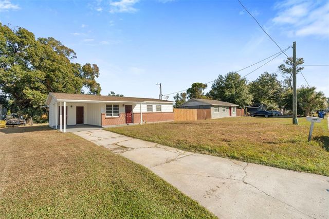 8310 CROTON AVENUE, Tampa, FL 33619