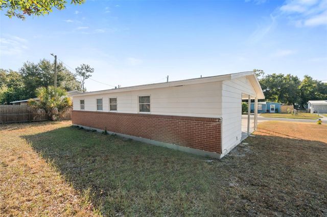 8310 CROTON AVENUE, Tampa, FL 33619