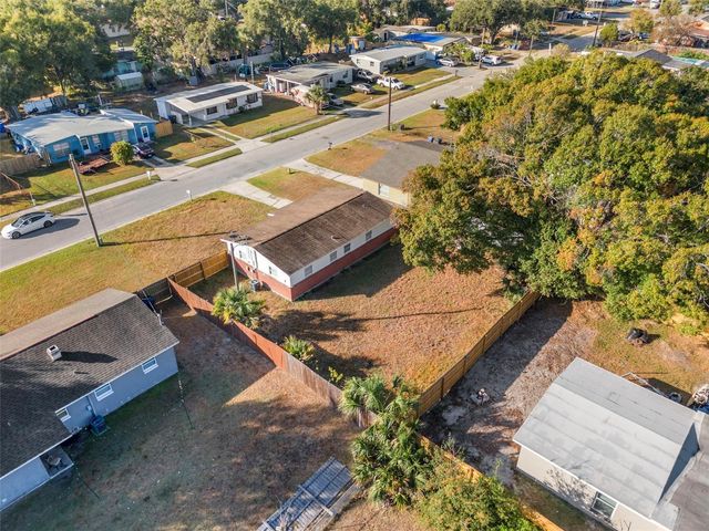 8310 CROTON AVENUE, Tampa, FL 33619