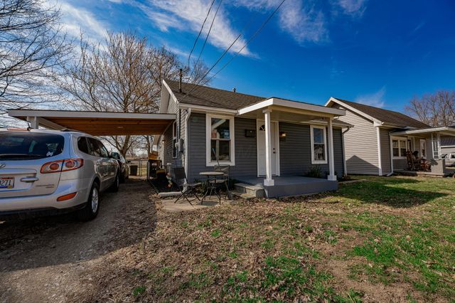 351 Barnes Avenue, Circleville, OH 43113