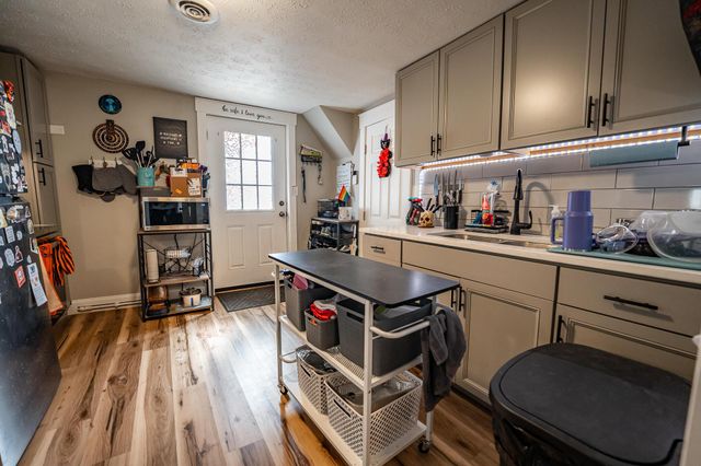 351 Barnes Avenue, Circleville, OH 43113