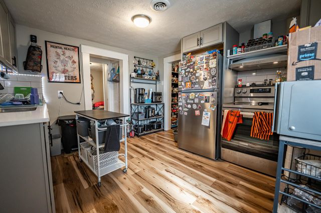 351 Barnes Avenue, Circleville, OH 43113