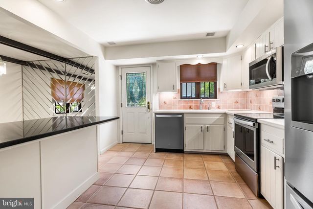 1790 TWINING RD, Willow Grove, PA 19090