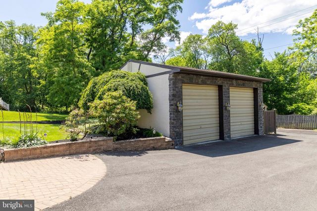 1790 TWINING RD, Willow Grove, PA 19090