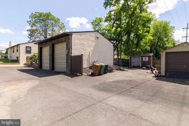 1790 TWINING RD, Willow Grove, PA 19090