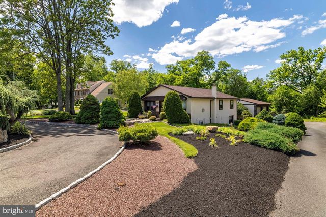 1790 TWINING RD, Willow Grove, PA 19090