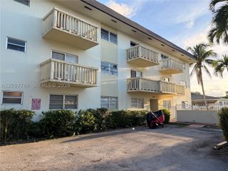 770 NE 128th St 304, North Miami, FL 33161