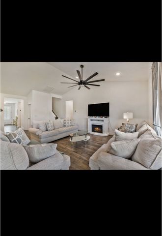 9132 Ristau Dr, Antioch, TN 37013