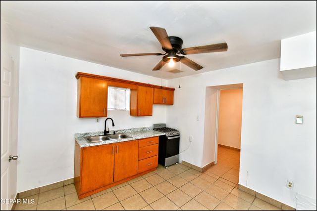 1908 Olive Avenue B, El Paso, TX 79901
