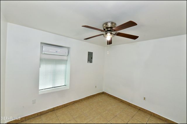 1908 Olive Avenue B, El Paso, TX 79901