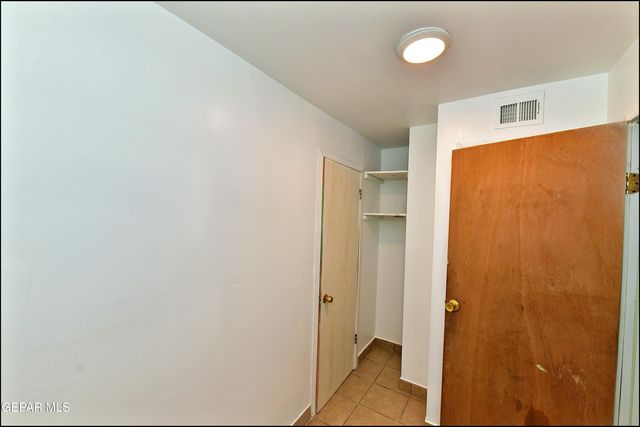 1908 Olive Avenue B, El Paso, TX 79901