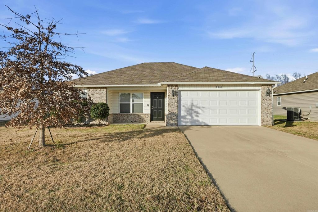 1801 Yarrow Dr Drive, North Little Rock, AR 72117