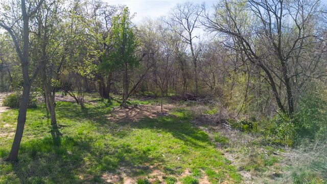 2721 Barret Street, Denison, TX 75020