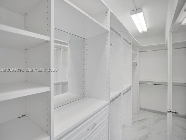 286 Bal Bay Dr 2B, Bal Harbour, FL 33154