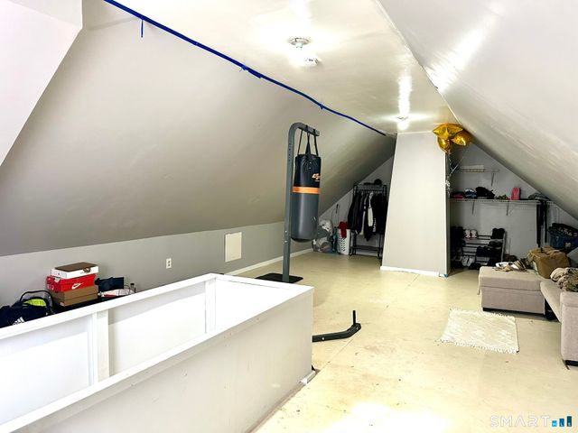 39 Pierce Street, Fairfield, CT 06825