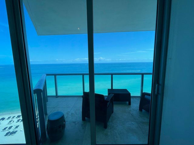 17001 COLLINS Avenue 1806, Sunny Isles Beach, FL 33160