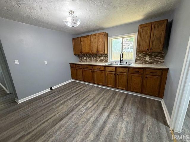 2703 Spring Street, New Castle, IN 47362