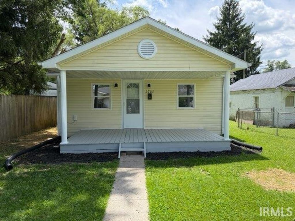 2703 Spring Street, New Castle, IN 47362
