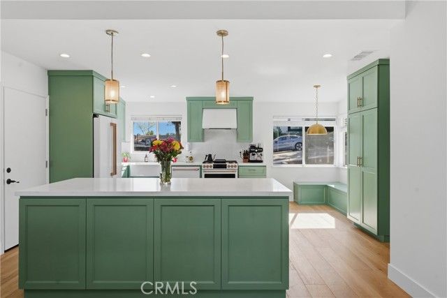 5618 Wilhelmina Avenue, Woodland Hills (los Angeles), CA 91367