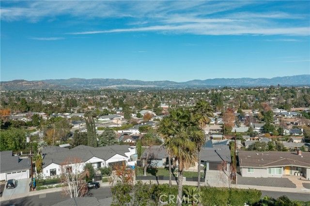 5618 Wilhelmina Avenue, Woodland Hills (los Angeles), CA 91367