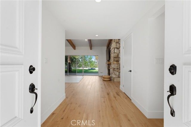 5618 Wilhelmina Avenue, Woodland Hills (los Angeles), CA 91367