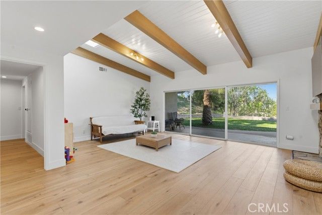 5618 Wilhelmina Avenue, Woodland Hills (los Angeles), CA 91367