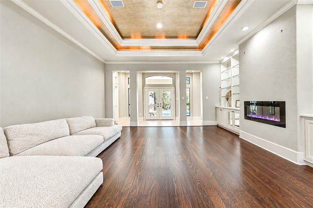 1510 Victoria Way, Friendswood, TX 77546