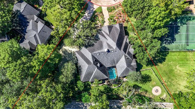 1510 Victoria Way, Friendswood, TX 77546