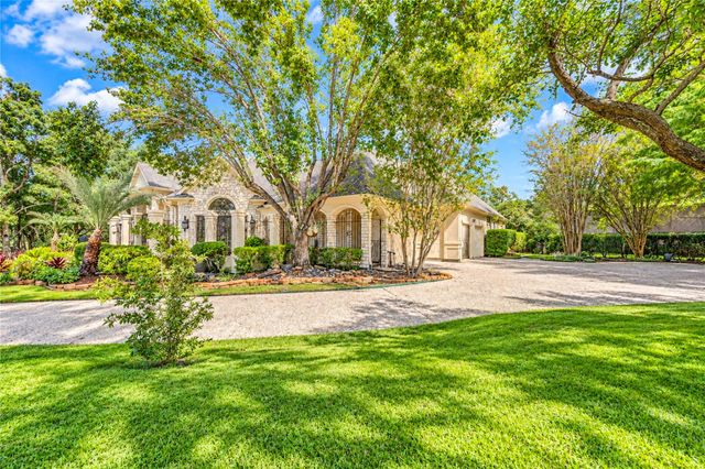 1510 Victoria Way, Friendswood, TX 77546