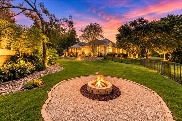 1510 Victoria Way, Friendswood, TX 77546