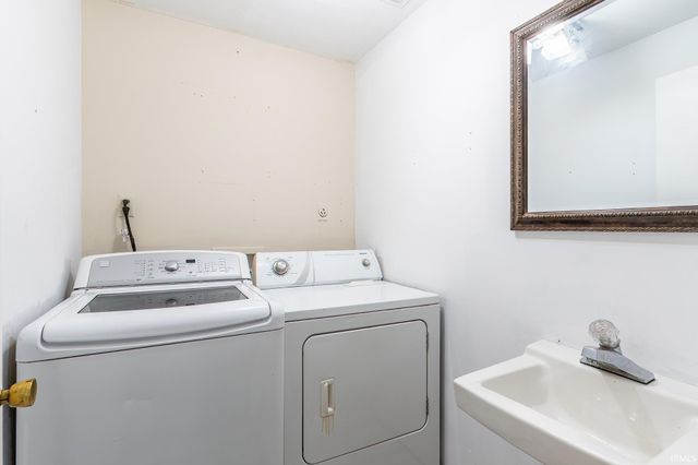 14928 Mercury Lane, Huntertown, IN 46748