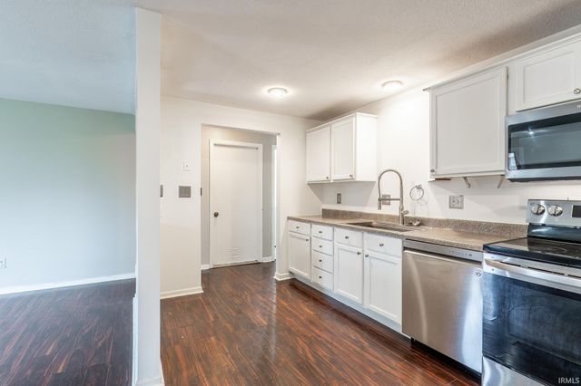 14928 Mercury Lane, Huntertown, IN 46748