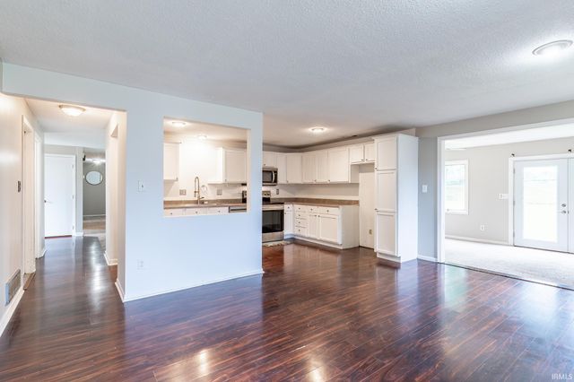14928 Mercury Lane, Huntertown, IN 46748